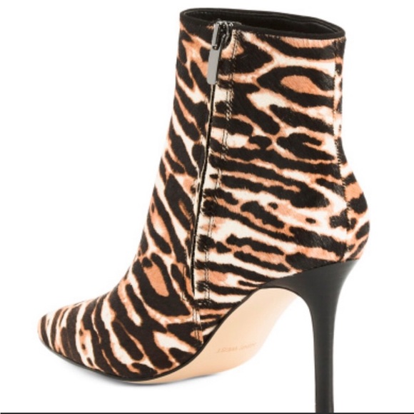 NINE WEST Womens Pointy Toe Ankle Boot Size 6 Animal Print Stiletto Heel New - Picture 4 of 6